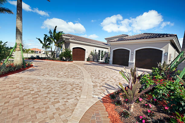 Best Driveway Pavers Near Me  in Iyanbito, NM